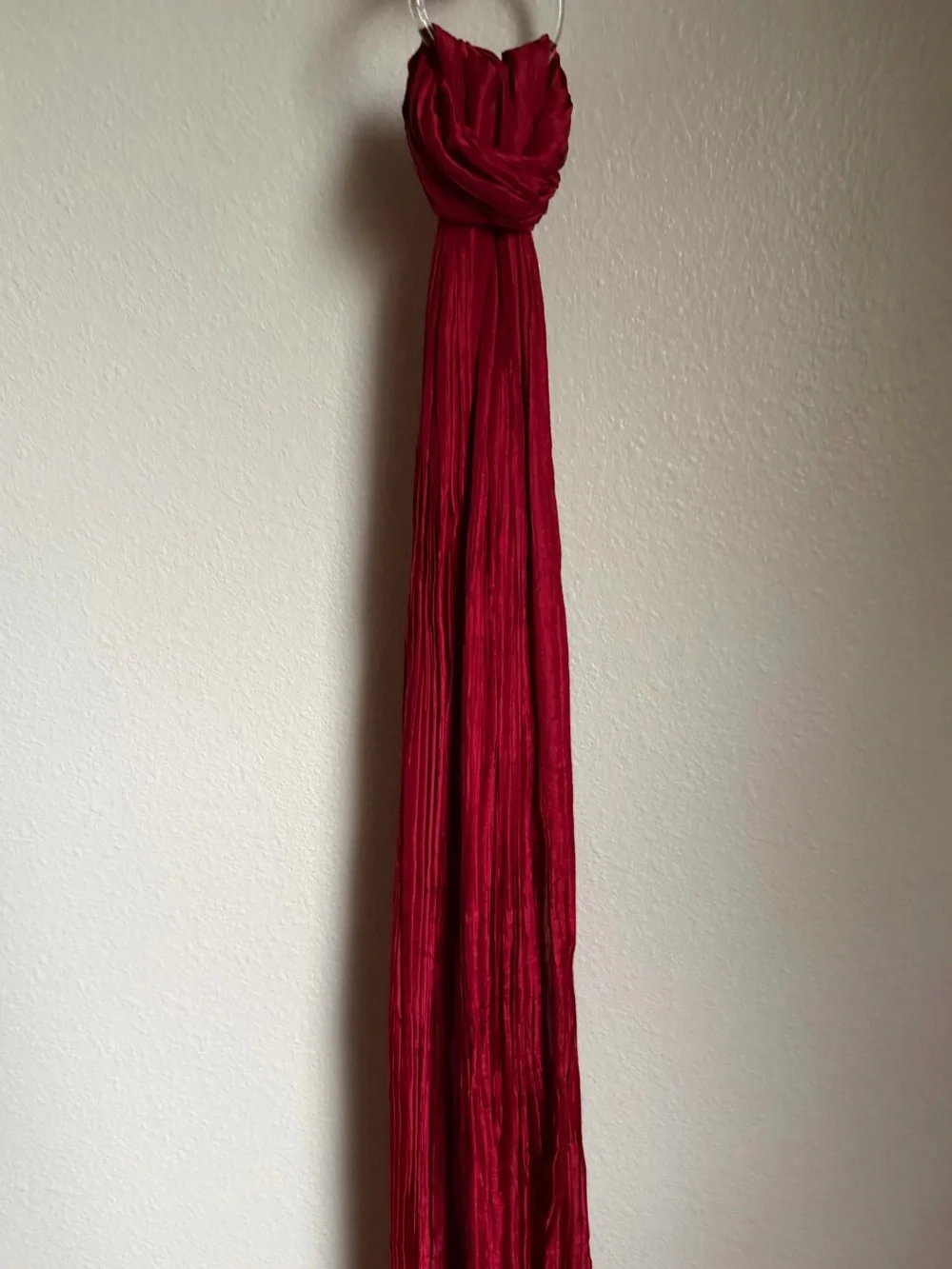 NWT Eileen Fisher Crinkled Whisper Organic Silk Scarf  Ruby One Size